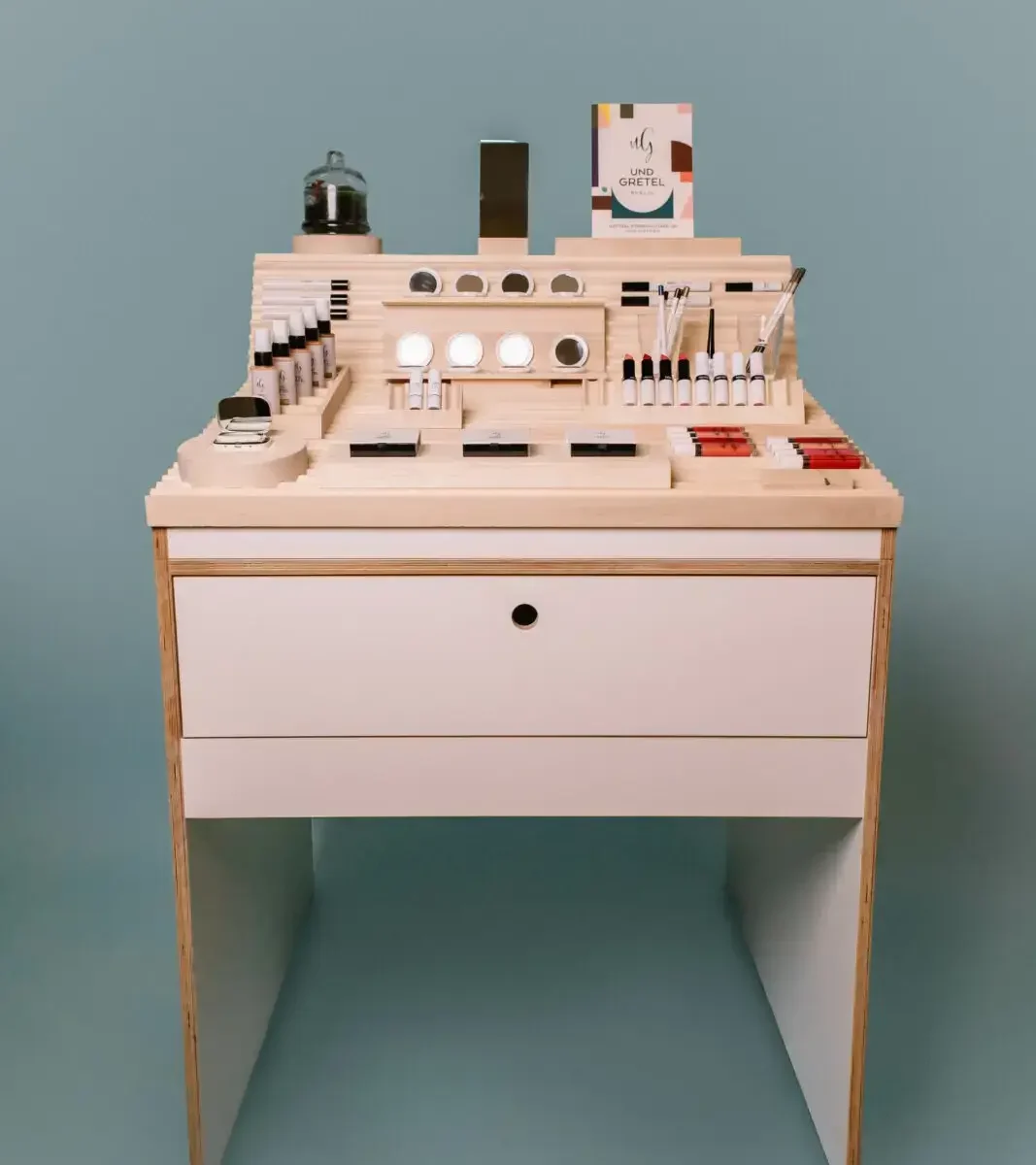 Counter--1067x1600